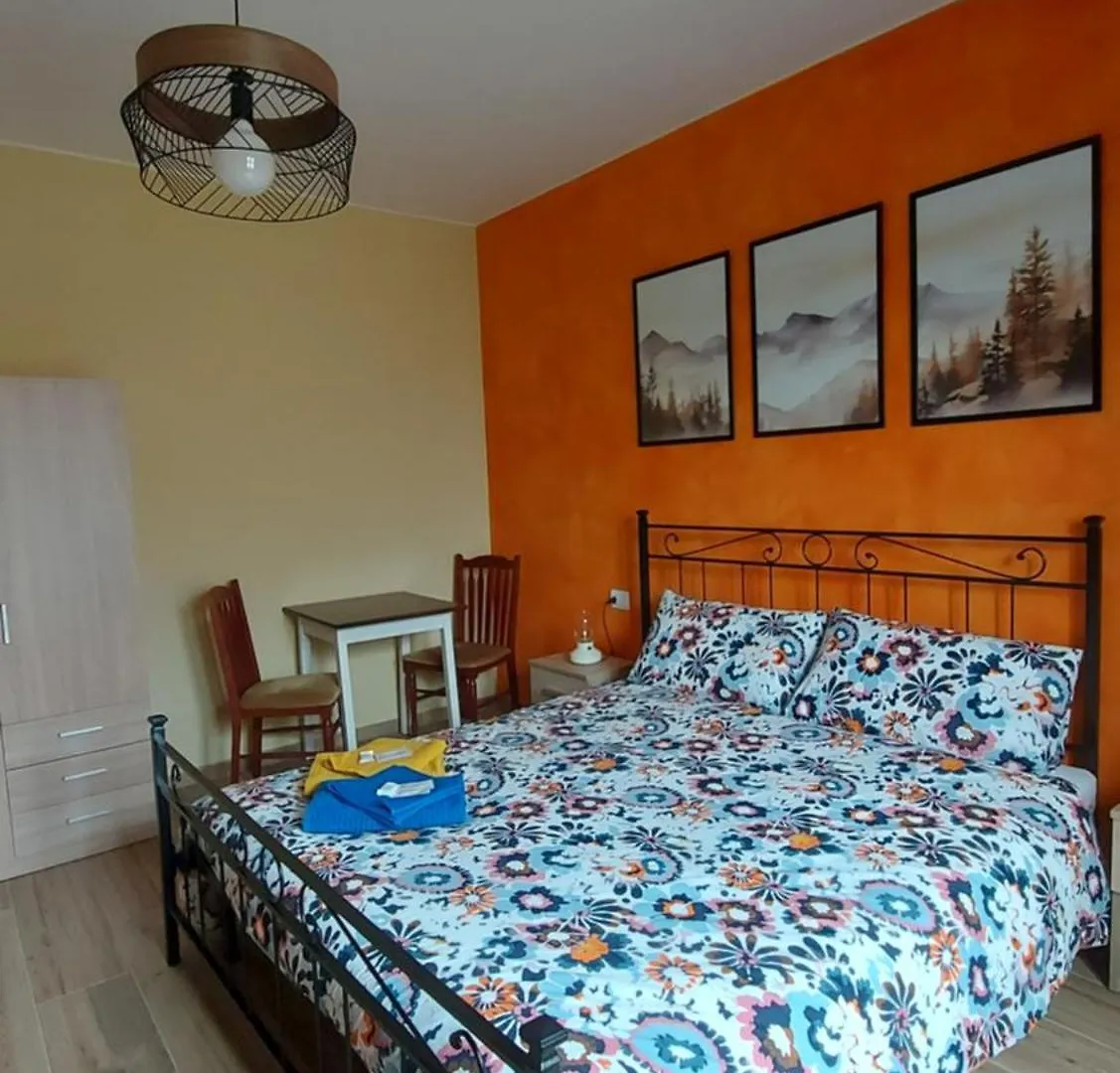 Al Vecchio Lavatoio Hotel Colle Brianza Guest house